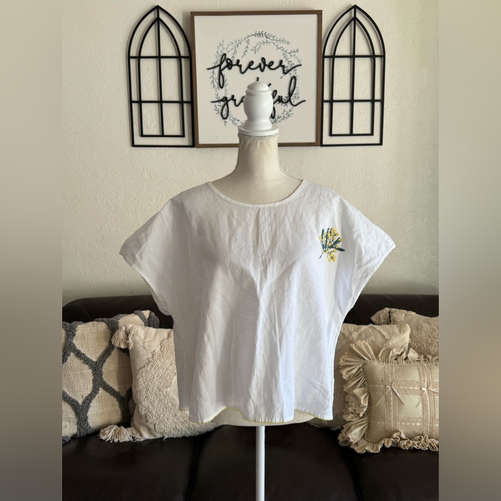 MONOPRIX Femme White Linen Blend Floral Embroidered Tunic Top Size 46 Classic